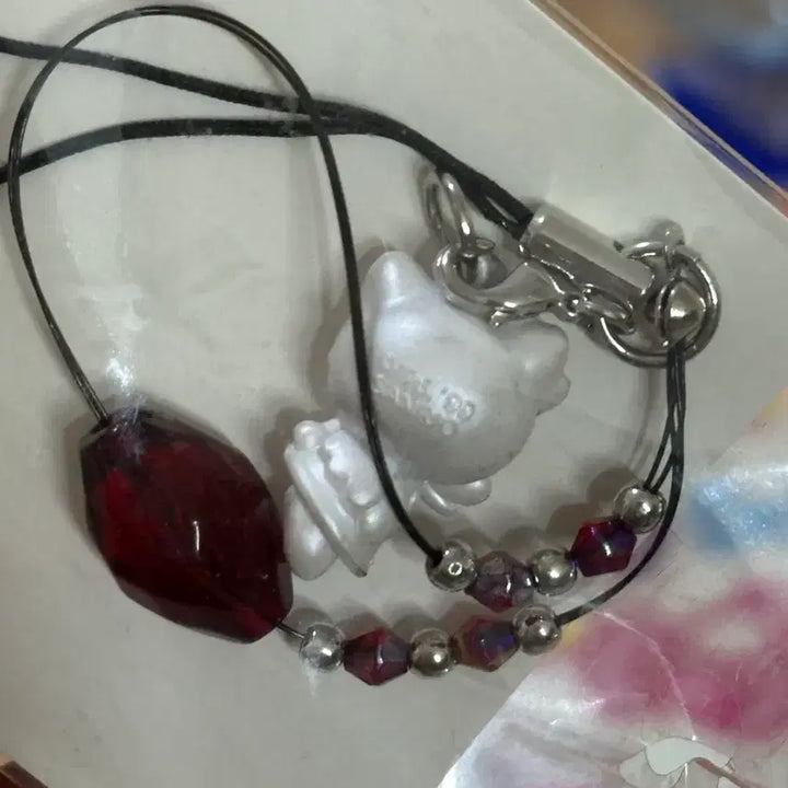 [BUNJANG] 1999 Sanrio Hello Kitty Beaded Strap / 1999고전  산리오 키티 비즈 스트랩