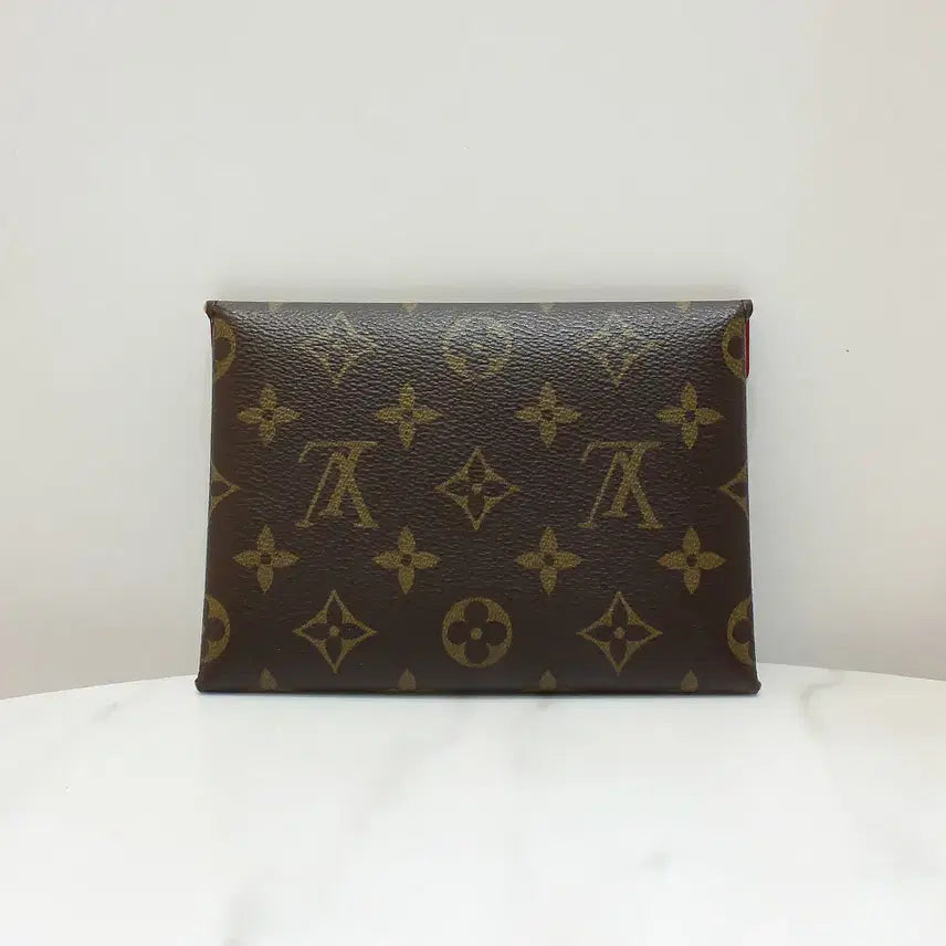 [BUNJANG] Louis Vuitton Monogram Pochette Kirigami Pouch M62034 / [명품다올동래] 루이비통 모노그램 포쉐트 키리가미 파우치 M62034