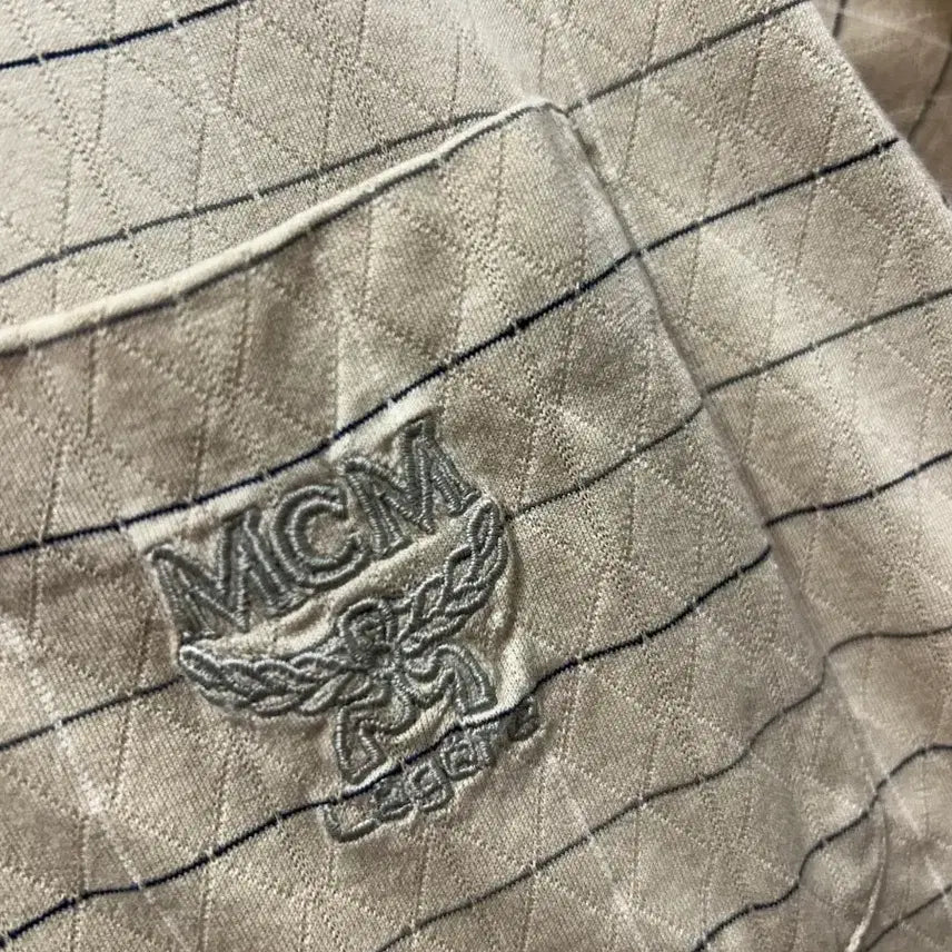 [BUNJANG] MCM 베이지 스트라이프 반팔 폴로티 M / MCM 베이지 스트라이프 반팔 폴로티 M