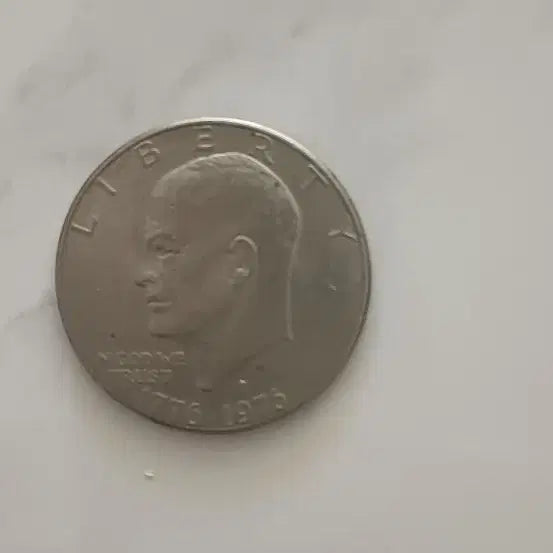 [BUNJANG] 1976 Eisenhower Dollar Coin / 아이젠하워 1976년 달러 주화