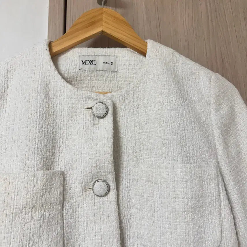 [SOLD OUT] 미쏘 트위드크롭자켓 S 아이보리
