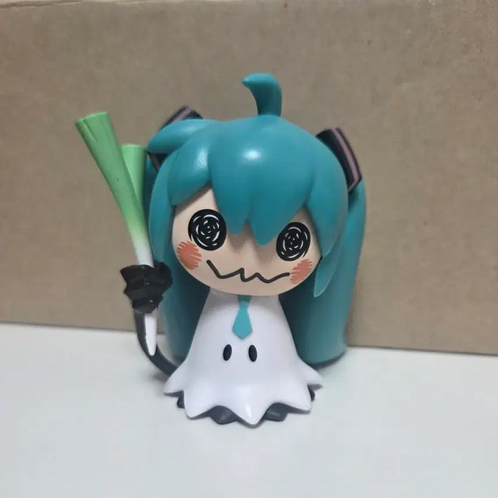 [BUNJANG] Hatsune Miku Ttarachu Figure (Sealed) / (미개봉) 하츠네 미쿠 따라츄 피규어