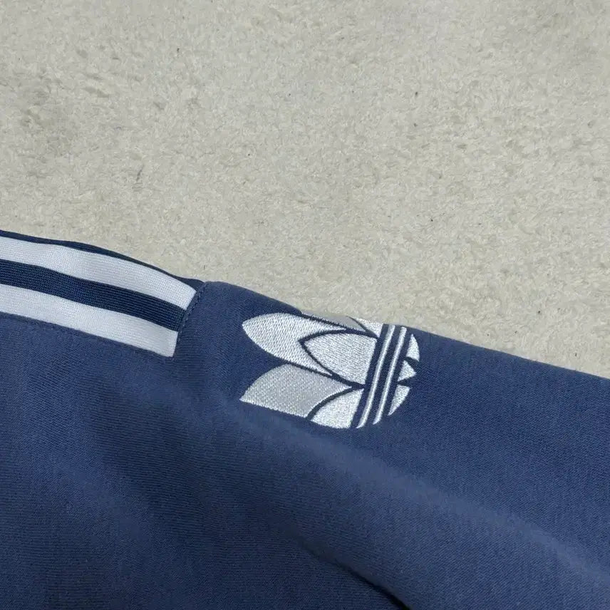 [BUNJANG] Adidas Three Stripes Training Sweatshirt XL / 아디다스 삼선 트레이닝 맨투맨 XL