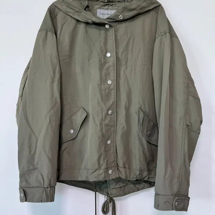 [BUNJANG] Calvin Klein CK Hooded Windbreaker Jacket / 캘빈클라인 CK 후드점퍼 바림막이