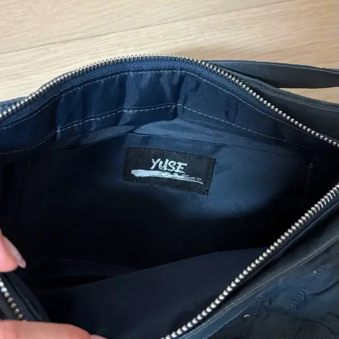 [BUNJANG] Yuse Blue Shoulder Bag / yuse 블루 숄더백 정가 149000원