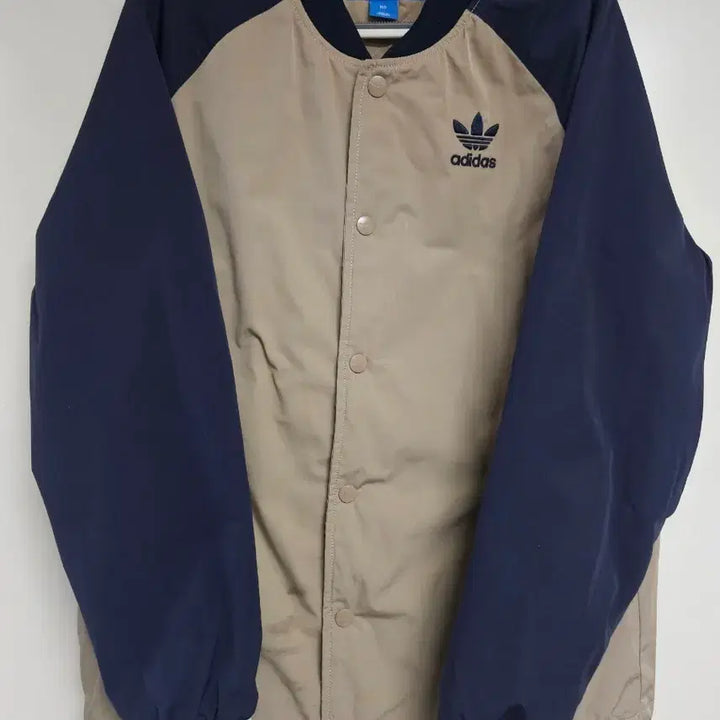 [BUNJANG] Adidas Embroidered Stadium Jacket Navy &amp; Beige (Size 105) / 아디다스 엠브로이더드 스타디움 자켓 105