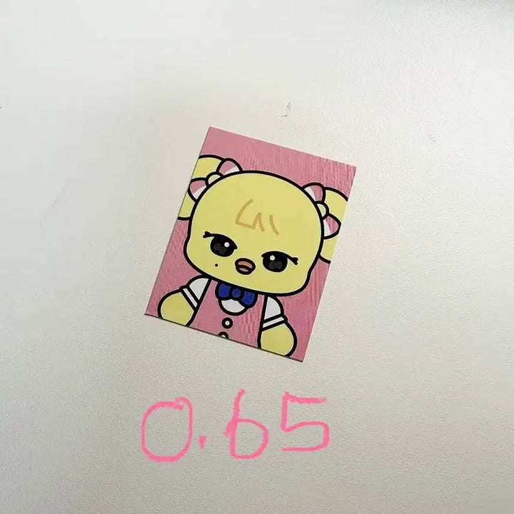 [BUNJANG] IVE Pop-Up Store Photo Issac / 번개장터 최저가 , 매물 없음 ] 아이브 미니브 팝업 스토어 증사나오리