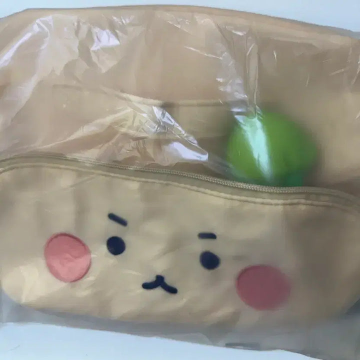 [BUNJANG] Olive Young Mangomg Organizer Bag (Sealed) / 올리브영 망곰 콜라보 망곰이 오거나이저백 미개봉