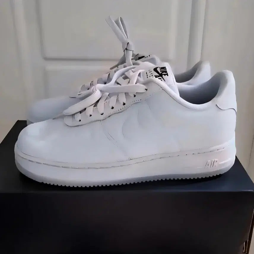 [BUNJANG] Nike Air Force 1 Waterproof Sneaker (Light Silver, 250mm) / (새제품) 나이키 에어포스 워터프루프(방수) 250