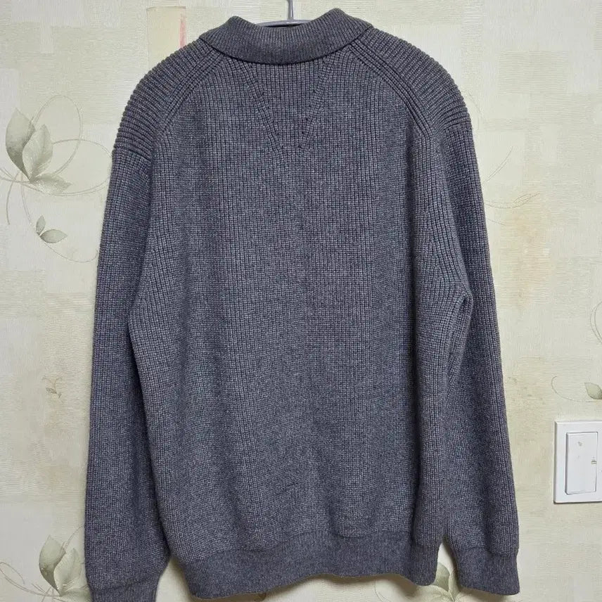 [BUNJANG] Bundle Set: Suare Knit Zip-Up L (Grey) &amp; Mind Bridge Knit Zip-Ups 105 (Dark Brown + Black) / 니트 집업 3개 일괄 판매(니트 집업 1 + 하프 집업 2개)