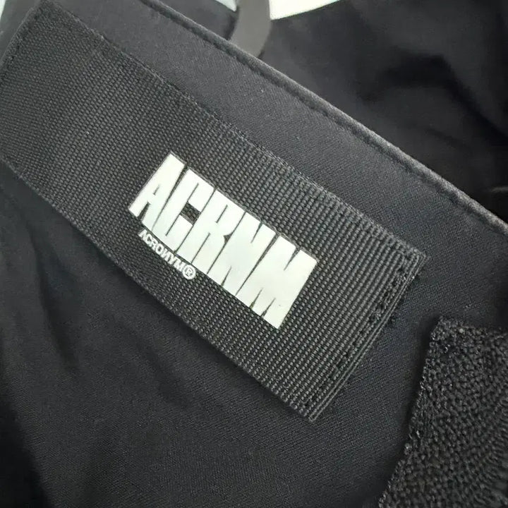 [SOLD OUT] 아크로님 J1W M 사이즈