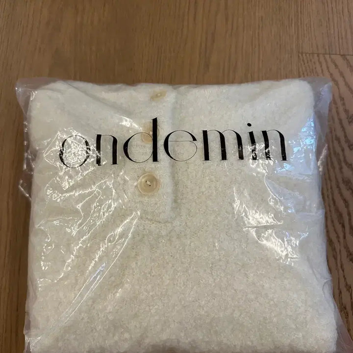 [BUNJANG] Ondemin Leeds Hooded Knit / 온드민 leeds 후드 니트
