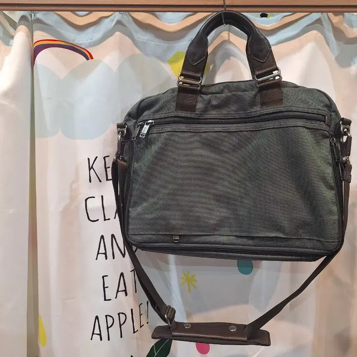 [BUNJANG] Tumi Yuma Slim Briefcase Anthracite 22631 / 투미 유마 슬림 브리프케이스 앤트라상시트 22631