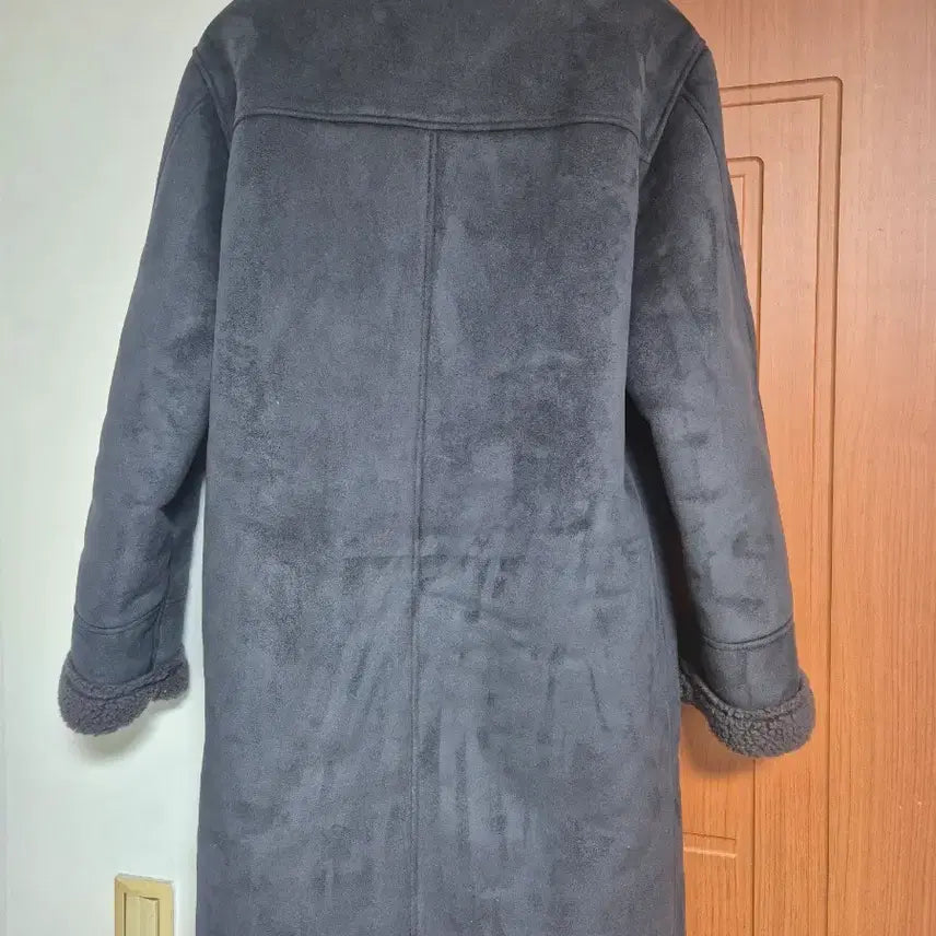 [BUNJANG] Ziozia Suede Long Mouton Coat / 지오송지오 스웨이드롱 무스탕 95