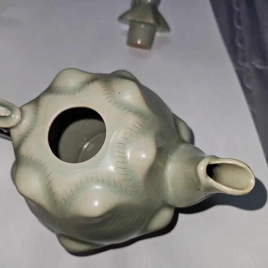 [BUNJANG] Koreana Celadon Teapot and 2 Wine Cups Set / 주전자,술잔