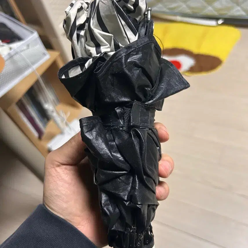[BUNJANG] Black Stripe Portable Umbrella / 블랙 스트라이프 휴대용 양우산