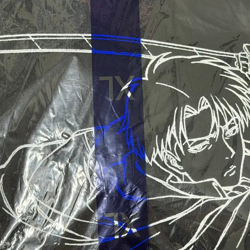 [BUNJANG] SPAO Attack on Titan Levi Sweatshirt XL / 스파오 진격의 거인 후드 리바이 스웨트셔츠 XL