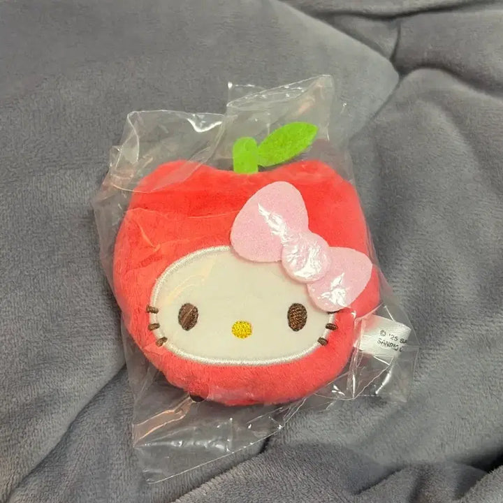[BUNJANG] Sanrio Hello Kitty Fruit Scent Keychain New / 산리오 헬로키티 과일 향기 키링 새상품