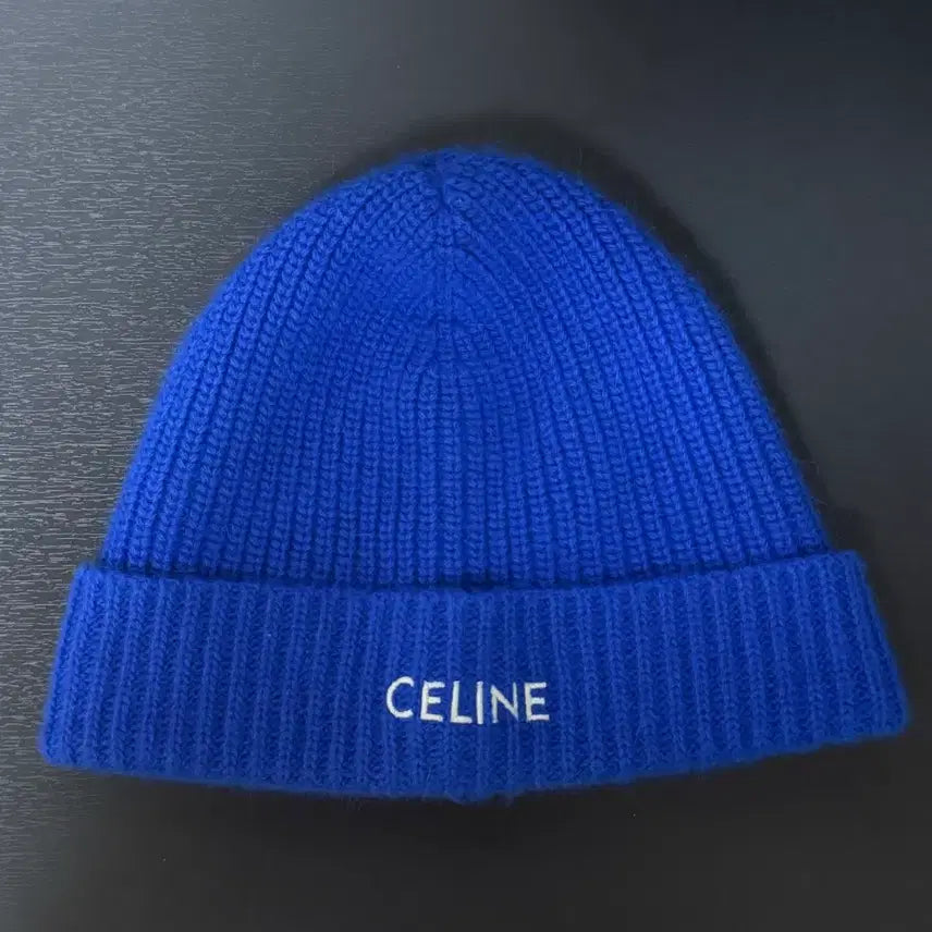 [BUNJANG] Celine Embroidered Logo Beanie / 셀린 비니