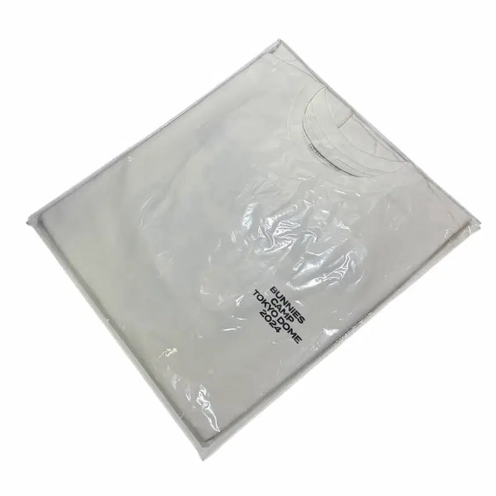 [SOLD OUT] 뉴진스 Bunnies Camp 도쿄돔 티셔츠 XL 새상품