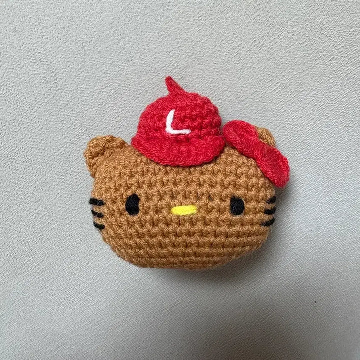 [BUNJANG] Tanning Kitty Initial Handmade Keyring Doll / 태닝키티 이니셜 핸드메이드 키링 인형
