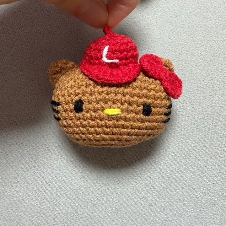 [BUNJANG] Tanning Kitty Initial Handmade Keyring Doll / 태닝키티 이니셜 핸드메이드 키링 인형