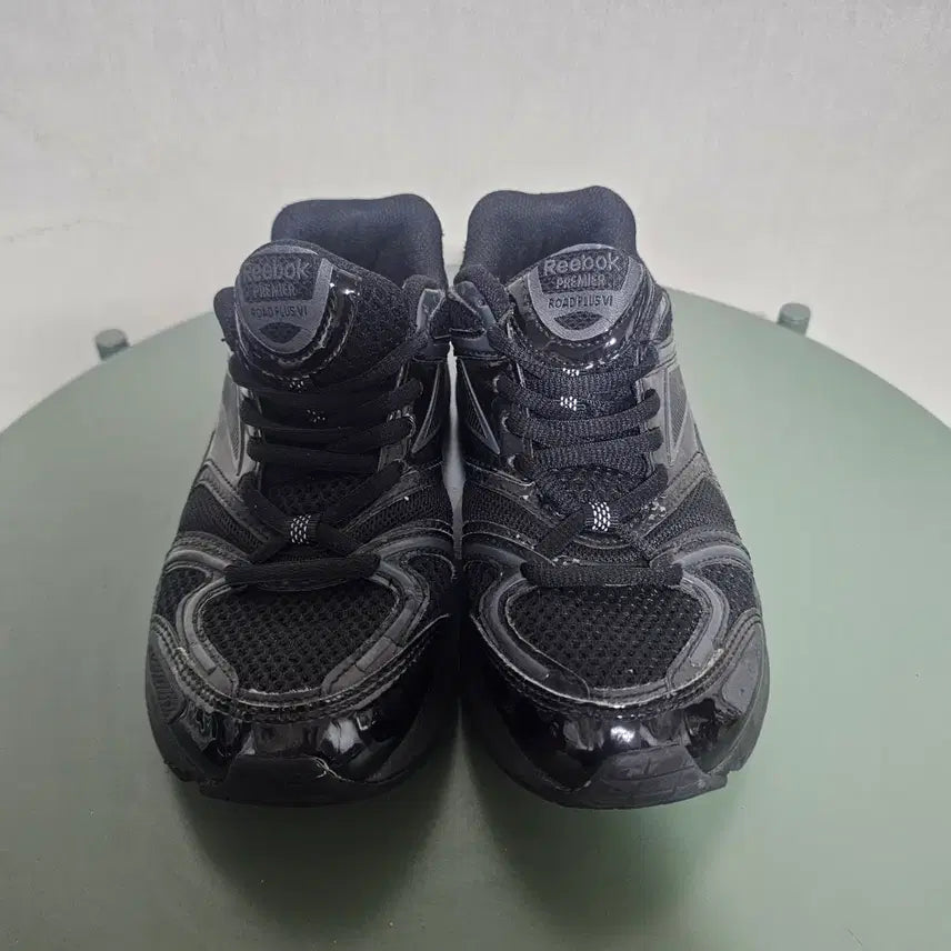 [BUNJANG] Reebok Premier Road Plus "Black" Sneakers / 225리복 프리미어 로드 플러스 블랙  -252