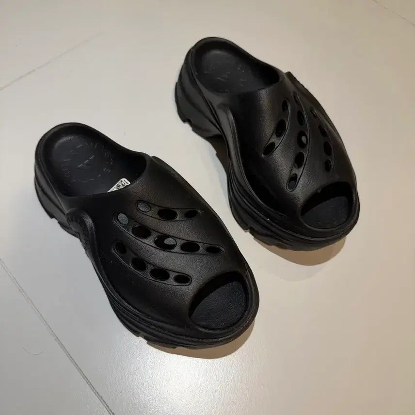 [BUNJANG] Adidas Stella McCartney Black Sandals / 아디다스 스텔라매카트니 검정 샌들 슬리퍼