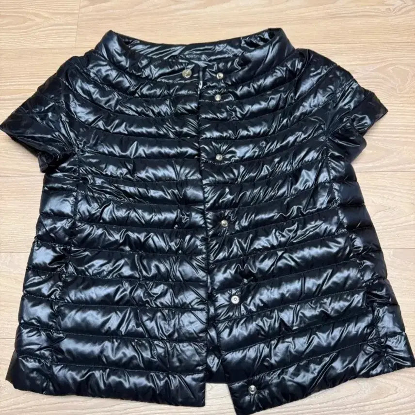 [BUNJANG] HERNO Short Sleeve Padded Vest / 에르노)조끼패딩 38