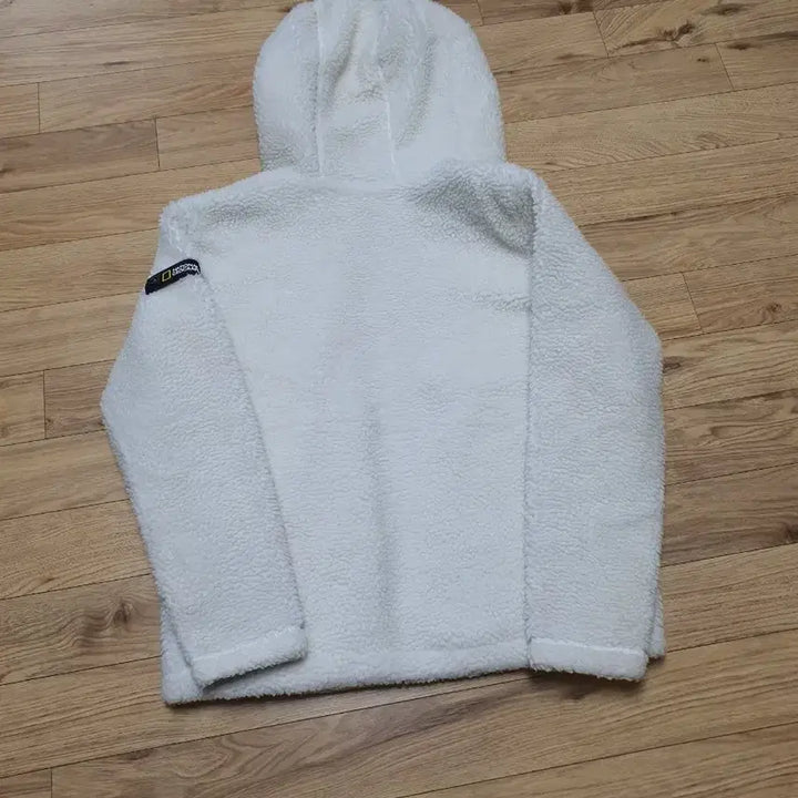 [SOLD OUT] 내셔널지오그래픽 후리스 흰색 후드집업