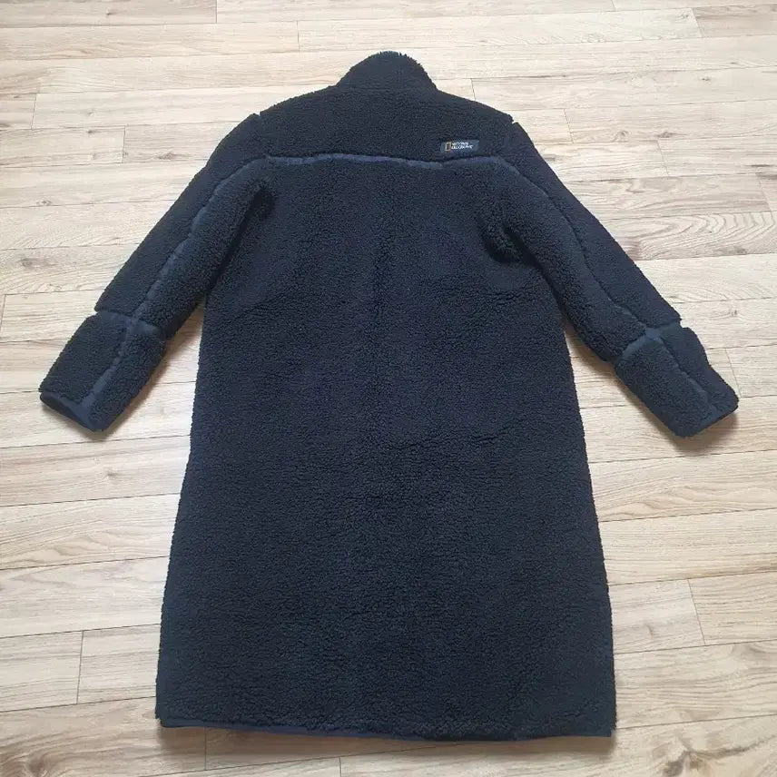 [SOLD OUT] 내셔널지오그래픽 뽀글이 롱 코트 블랙 90사이즈