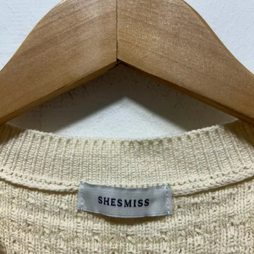 [BUNJANG] SHEMISS Ivory Knit Vest S / SHEMISS 아이보리 니트 조끼 S