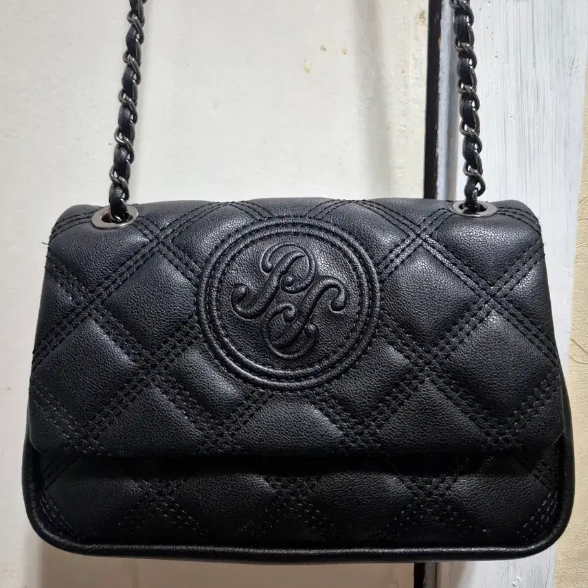 [BUNJANG] Pierre Cardin Quilting Chain Bag / 피에르가르뎅 퀼팅 체인백