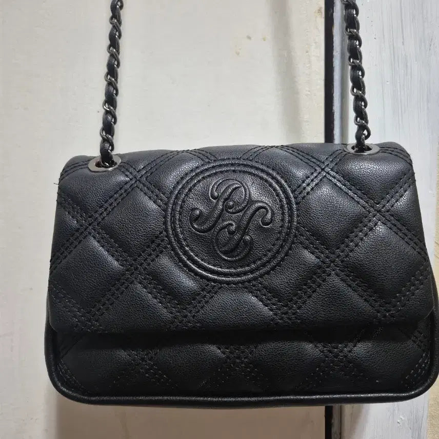[BUNJANG] Pierre Cardin Quilting Chain Bag / 피에르가르뎅 퀼팅 체인백