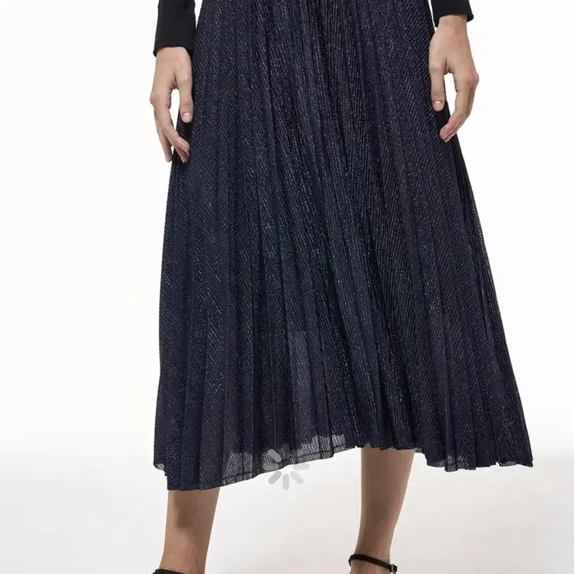 [BUNJANG] TIME Glitter Pleats Skirt Navy / 한섬 타임 TIME 글리터 플리츠 스커트 네이비 롱스커트 밴딩 플레어