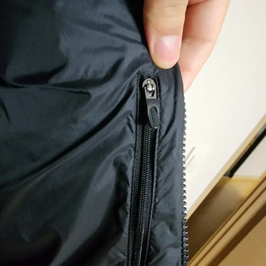 [BUNJANG] Kolon Sport Goose Down Padded Jacket / 코오롱스포츠의 850 필파워 구스다운 패딩 / m,95