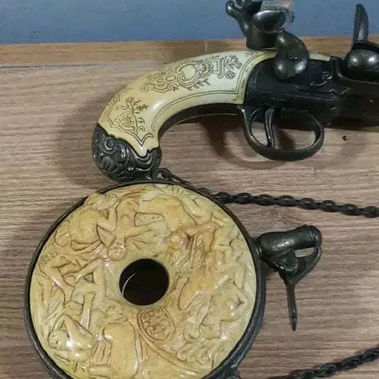 [BUNJANG] Spanish Powder Flask and Gun Decorative Set / 스페인 화약통 총 장식품
