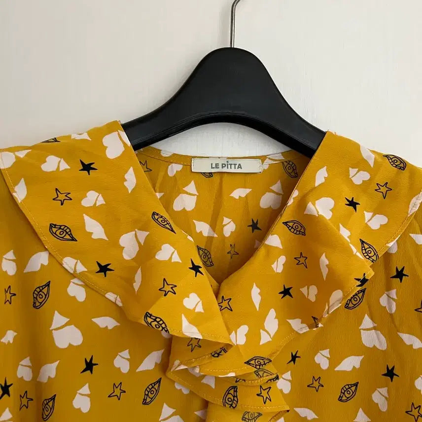[BUNJANG] Lepita Yellow Pattern Blouse / 르피타 옐로우 패턴 블라우스