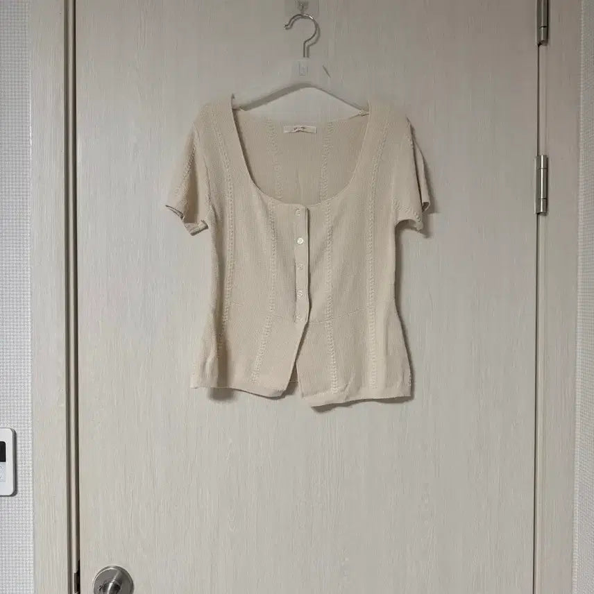 [BUNJANG] Reine Beige Cardigan Knit / 렌느 reine 베이지 가디건니트