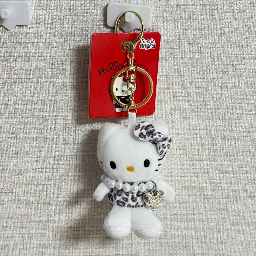 [BUNJANG] Hello Kitty Leopard Plush Keychain - Sanrio Original / 헬로키티 레오파드 호피 인형 키링 Sanrio Origina