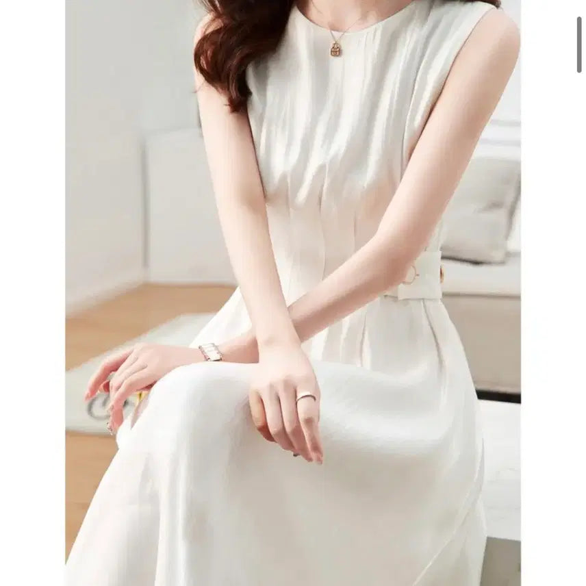 [BUNJANG] Satin White A-Line Long Dress / 새상품 샤틴 화이트 A라인 롱 원피스 민소매