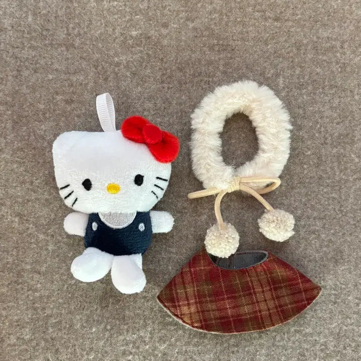 [BUNJANG] Hello Kitty Dress-Up Charm / 키티 키링