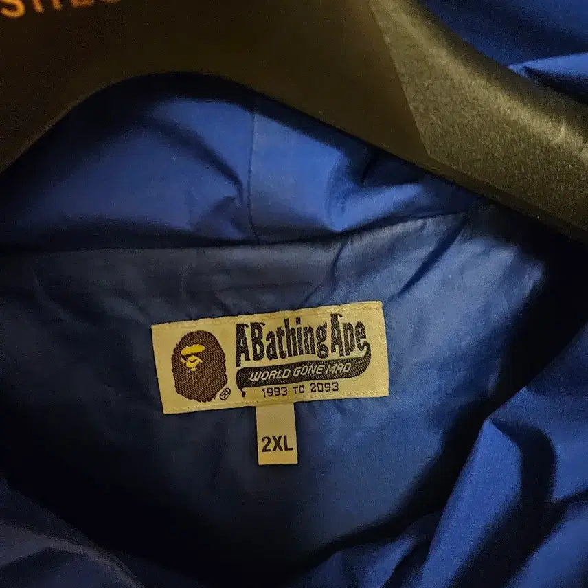 [BUNJANG] BAPE Windbreaker XXL Jacket / 베이프 바람막이 xxl 희귀 제품