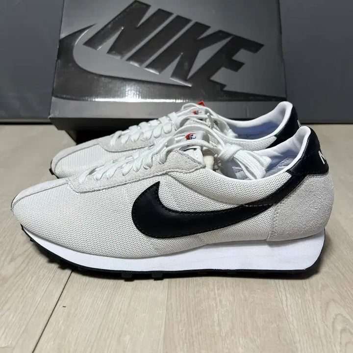 [BUNJANG] Nike Summit White/Black 285mm New / 나이키 써밋 화이트/블랙 285mm 새상품