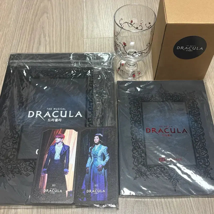 [BUNJANG] Dracula Musical 10th Anniversary MD Bundle Set / 뮤지컬 드라큘라 10주년 MD 일괄