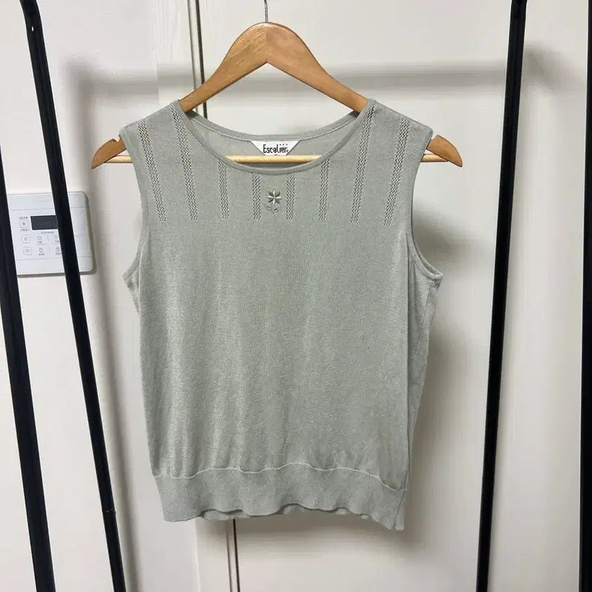 [SOLD OUT] Escalier 민소매 니트 917