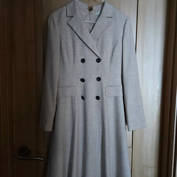 [BUNJANG] LINE Midi Dress / LINE 원피스
