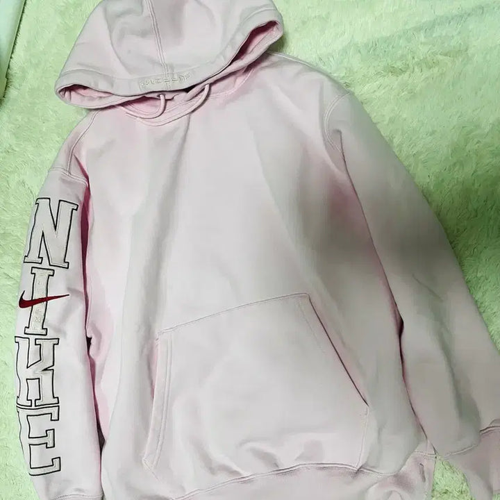 [BUNJANG] Nike x Supreme Collaboration Pink Hoodie (Size S) / 나이키 x 슈프림 콜라보 핑크 후드 s