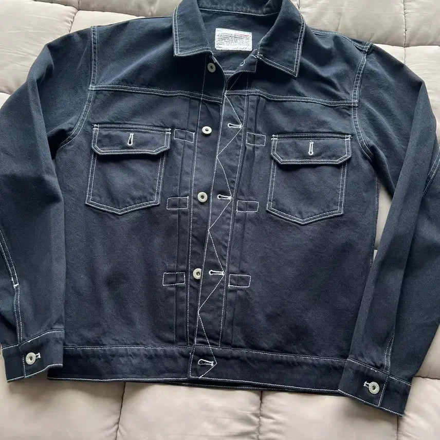 [BUNJANG] Birthday Suit Minimalist Trucker Jacket L / 벌스데이수트 미니멀 트러커 자켓