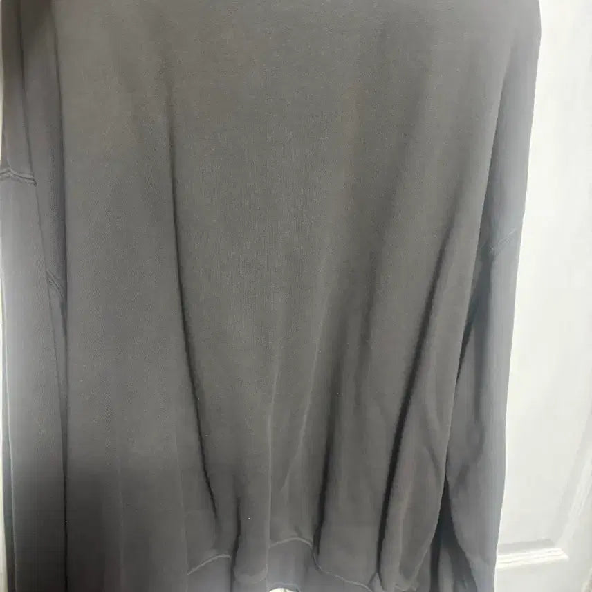 [BUNJANG] Palette Black Printed Sweatshirt / 팔레트 블랙 프린팅 맨투맨